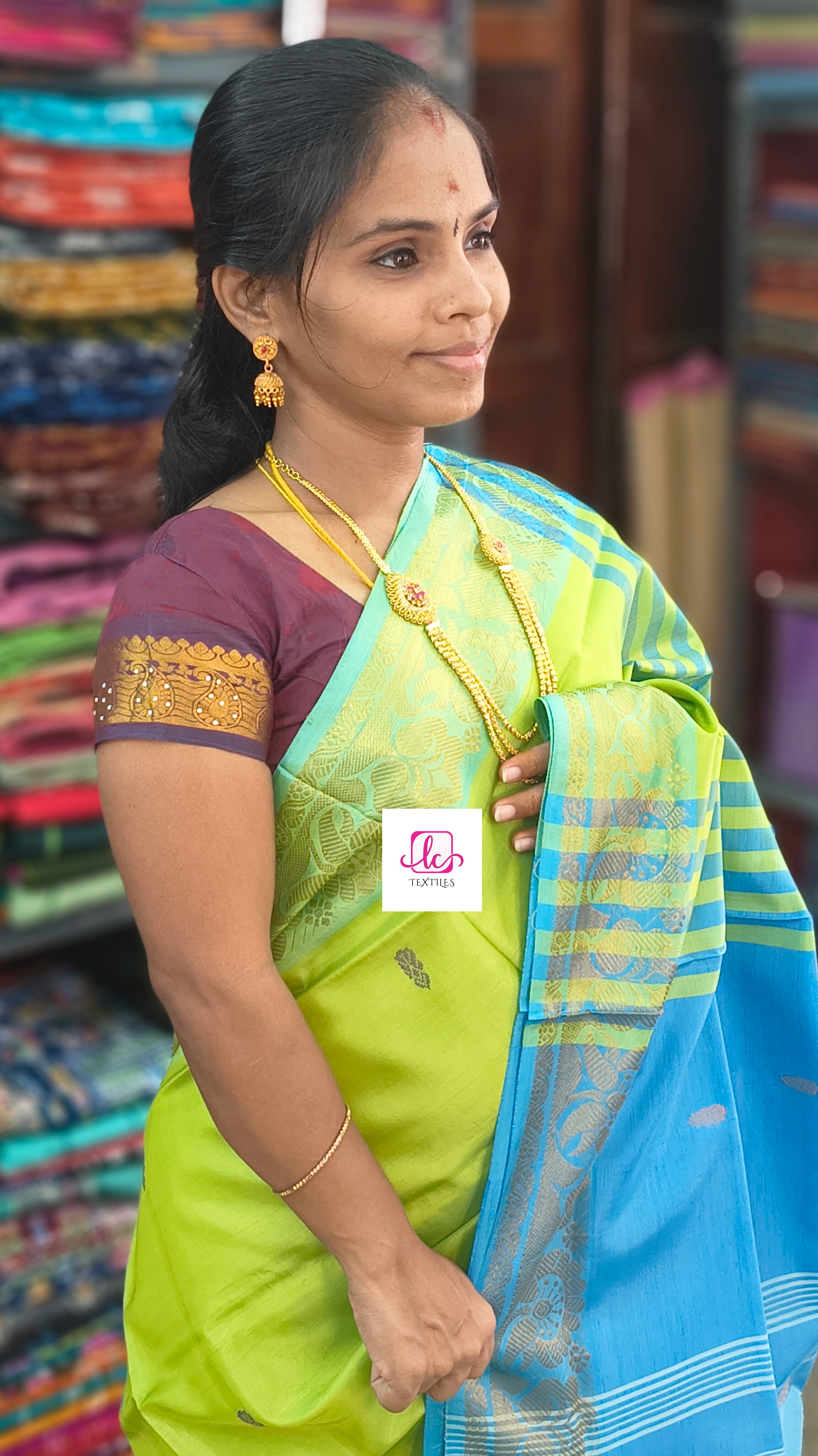 Banana pith silk saree Parrot green