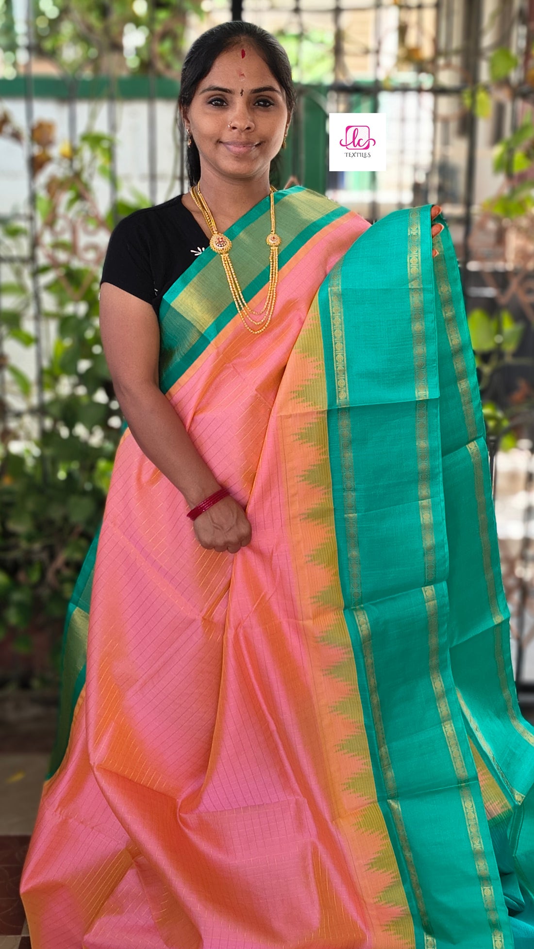 Handloom Kanchi Silk Cotton Korvai Checks Peach