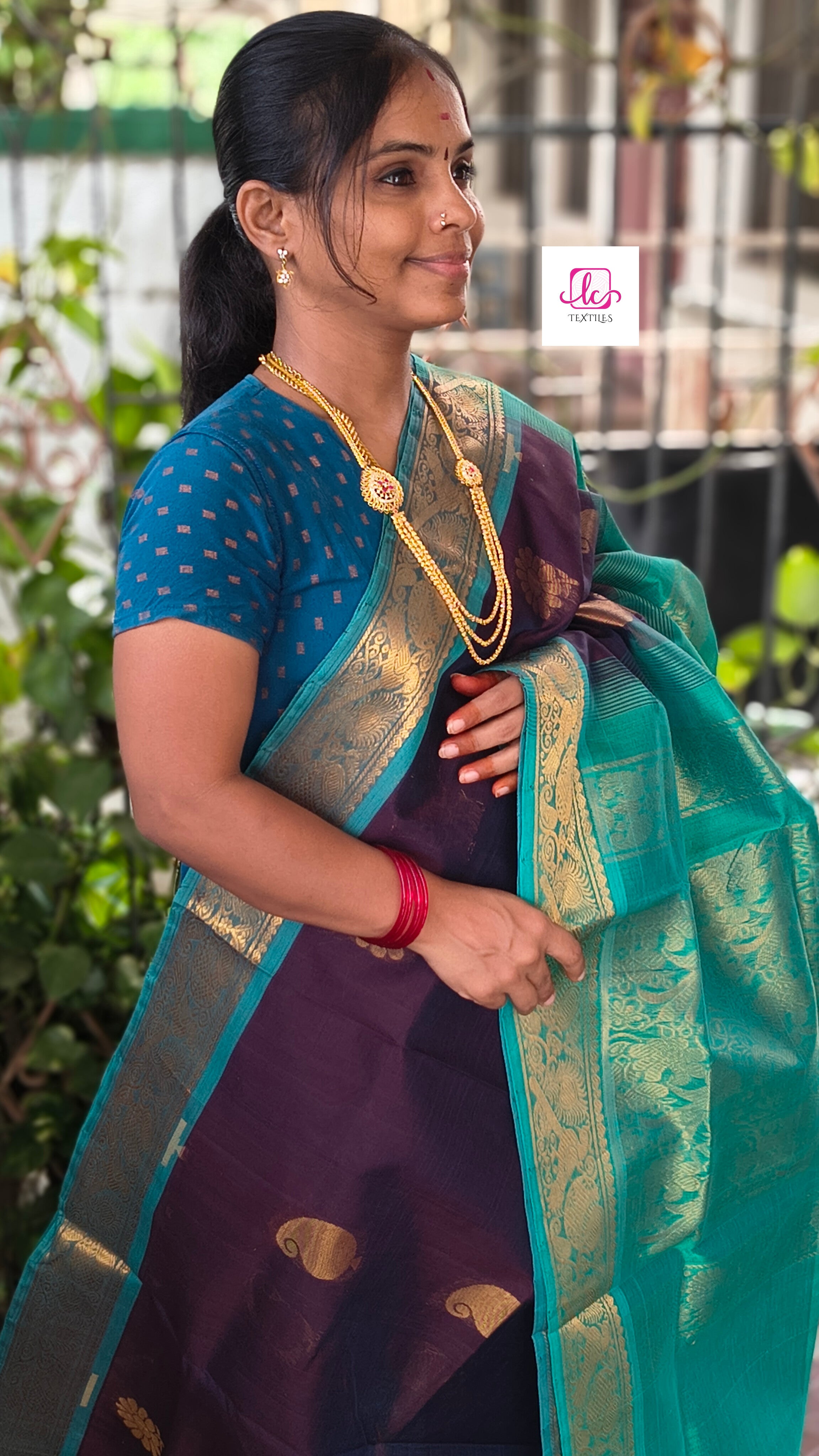 Handloom Kanchi Silk Cotton Butta Navy Blue mixed brown