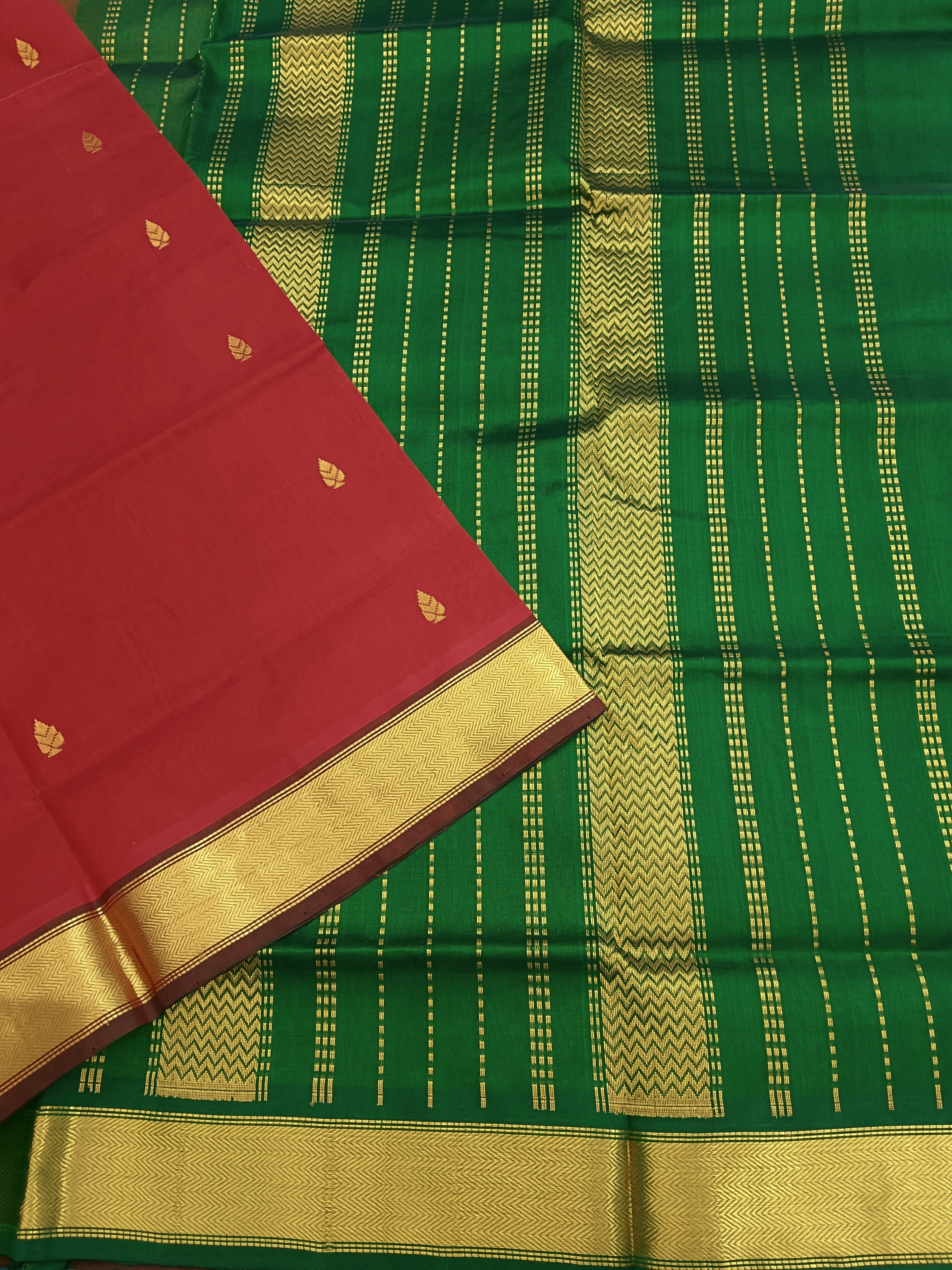 Handloom Kanchi Silk Cotton - Butta - Red- HSC31