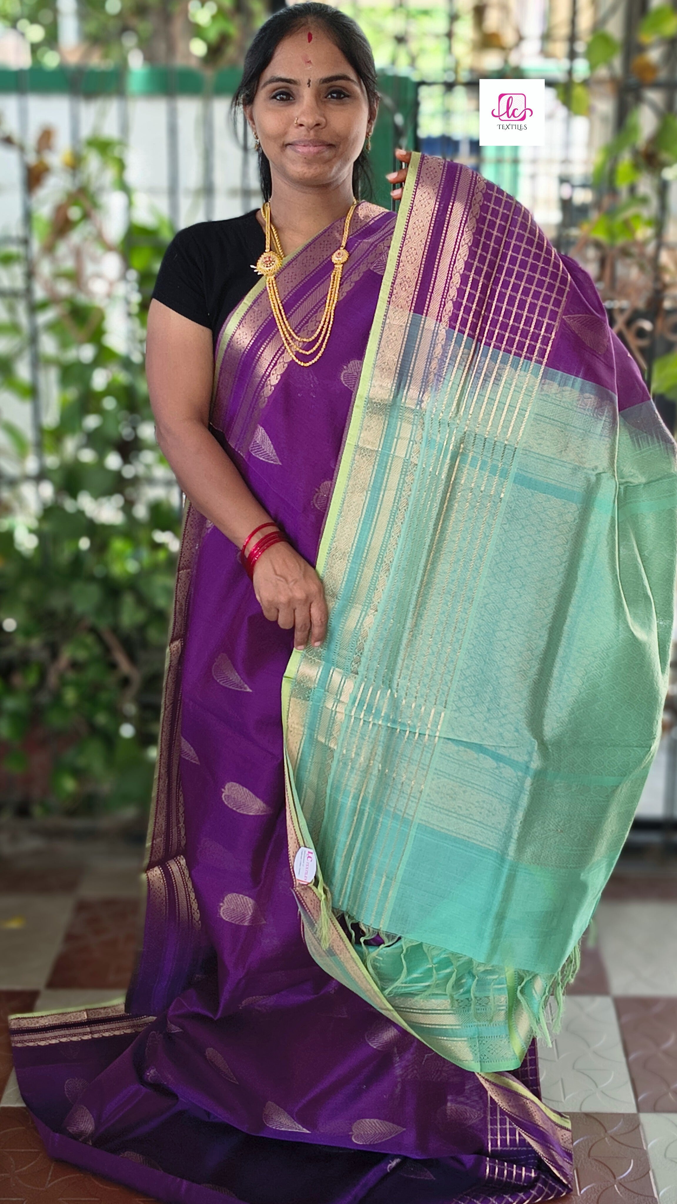 Handloom Kanchi Silk Cotton -Butta -Brinjal Violet -HSC25