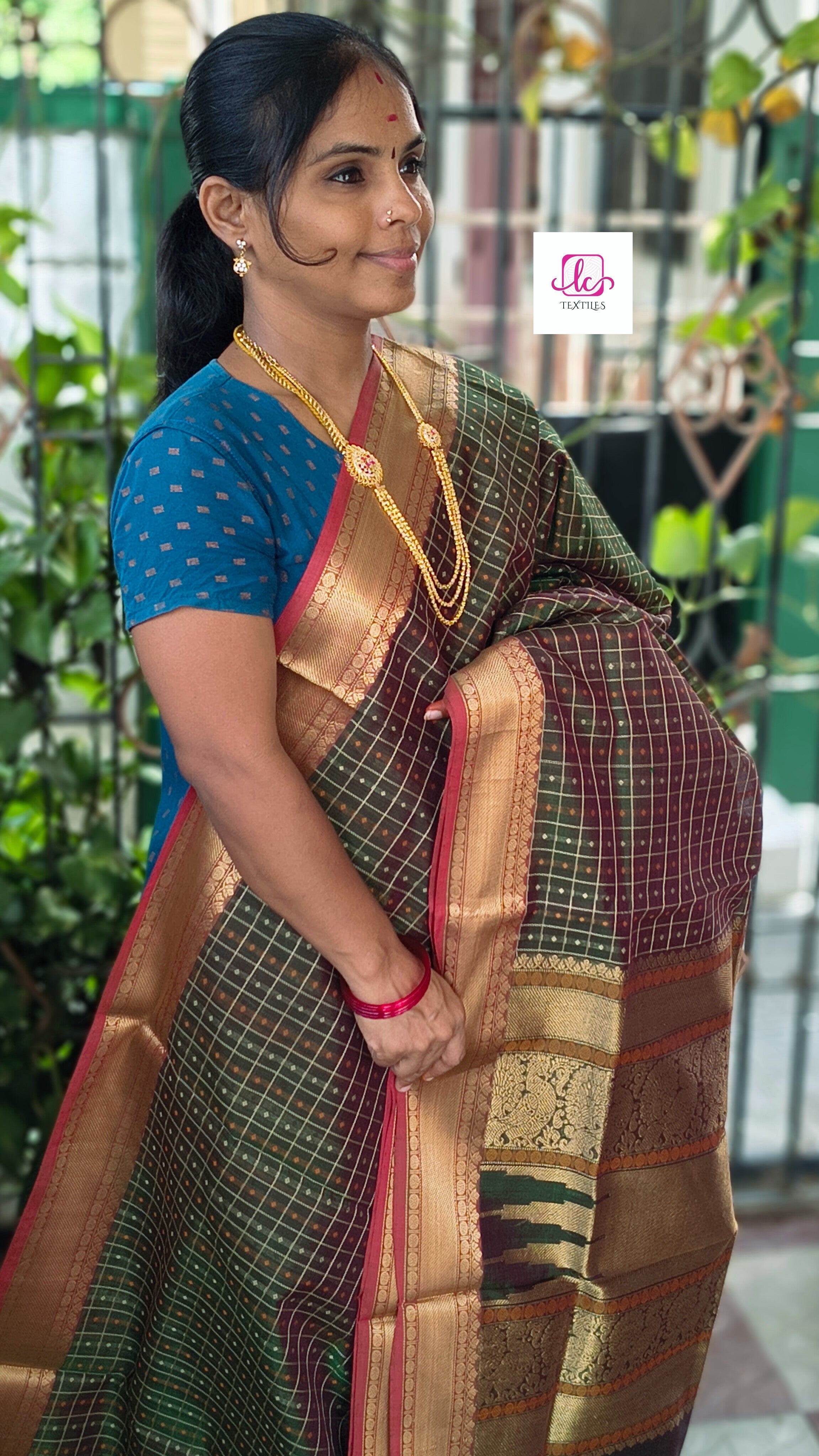 Handloom Kanchi Silk Cotton -Laksha Deepam- Green mixed maroon dual tone- HSC22