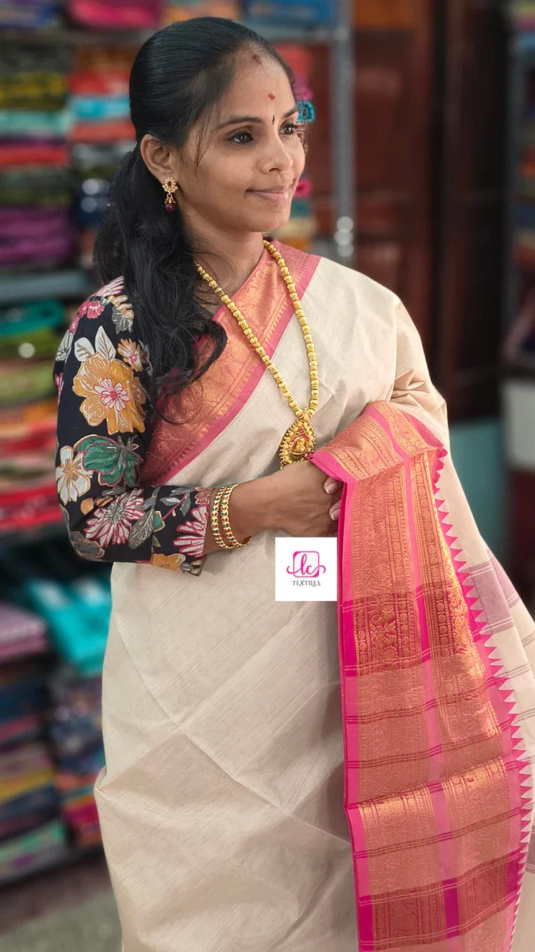 Traditional Handmade Cotton Sarees Online: Weaving Heritage Into Your Wardrobe