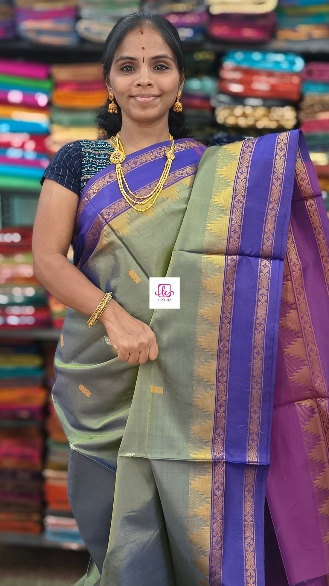 Banana pith silk saree - Green mixed blue