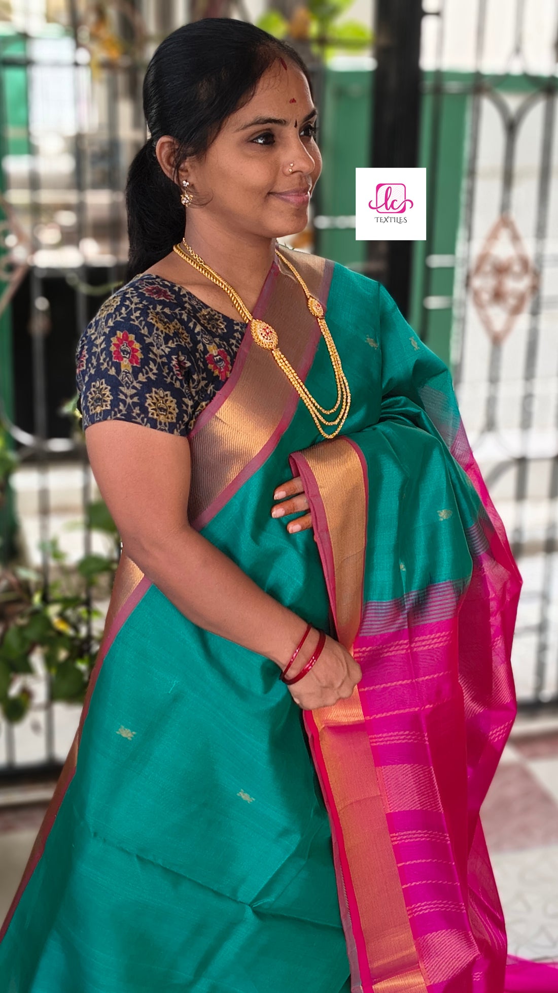 Handloom Kanchi Silk Cotton Butta Rama Green