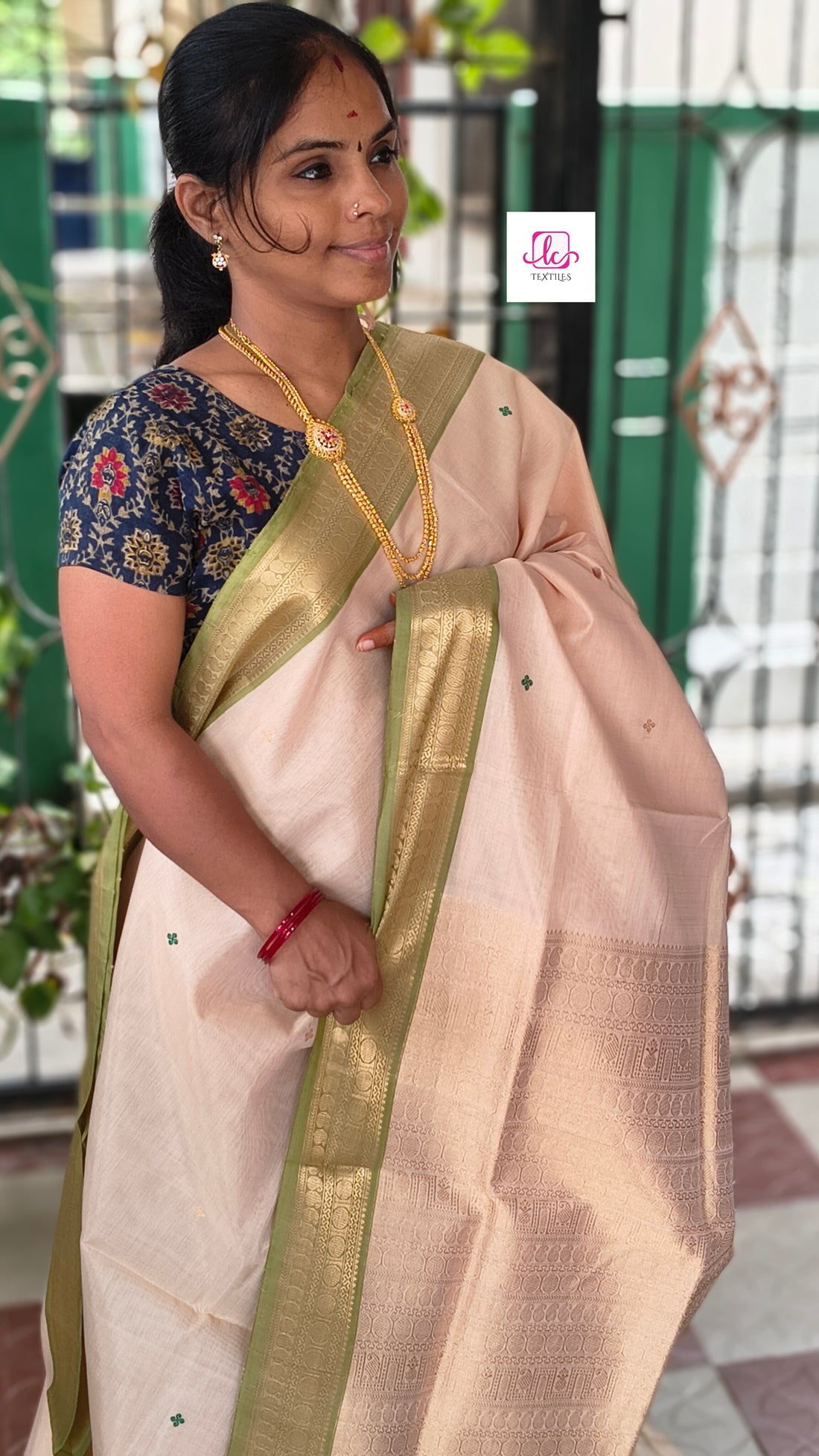 Handloom Kanchi  Silk Cotton Half white