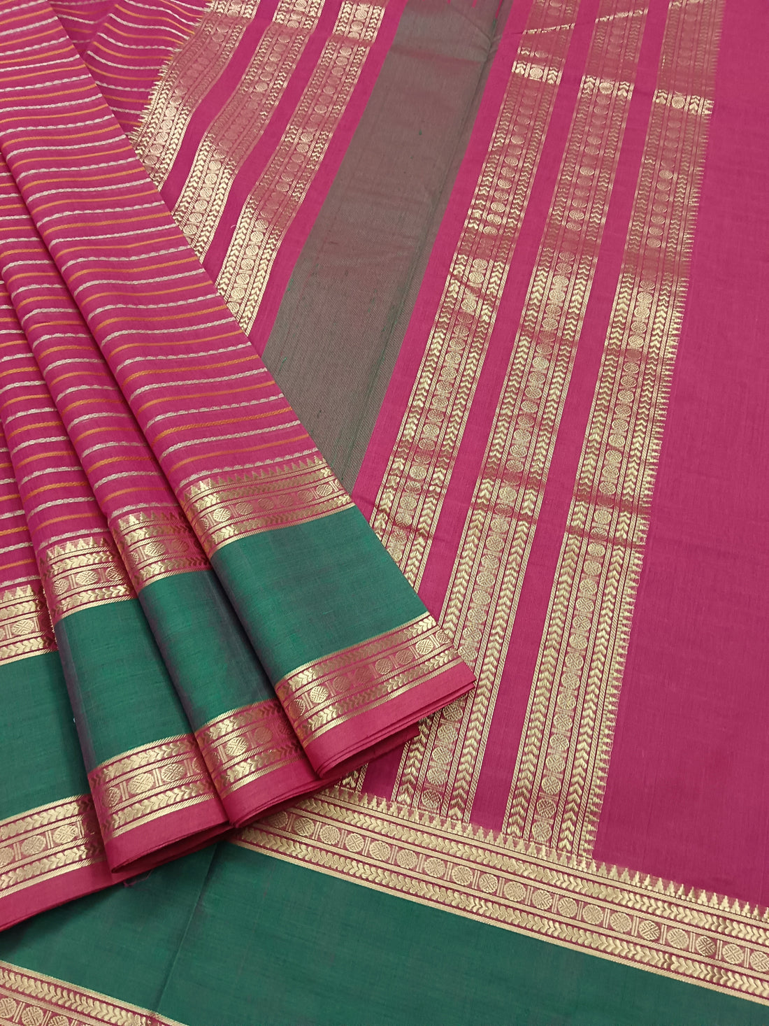 Heritage Handwoven cotton -Veldhari- Redish Pink -15