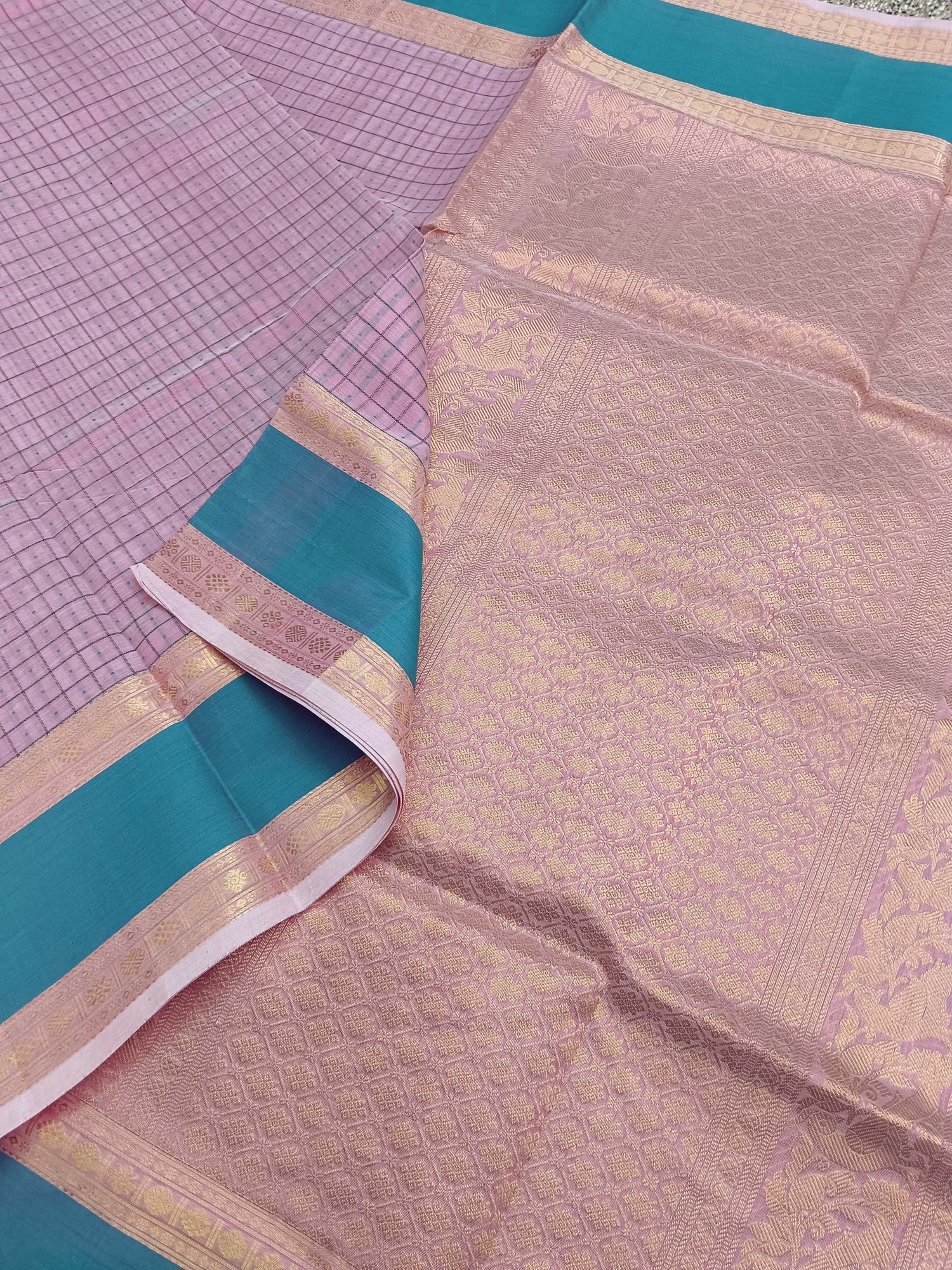 Handloom Kanchi  Silk Cotton -Laksha deepam Butta- Baby Pink -HSC18