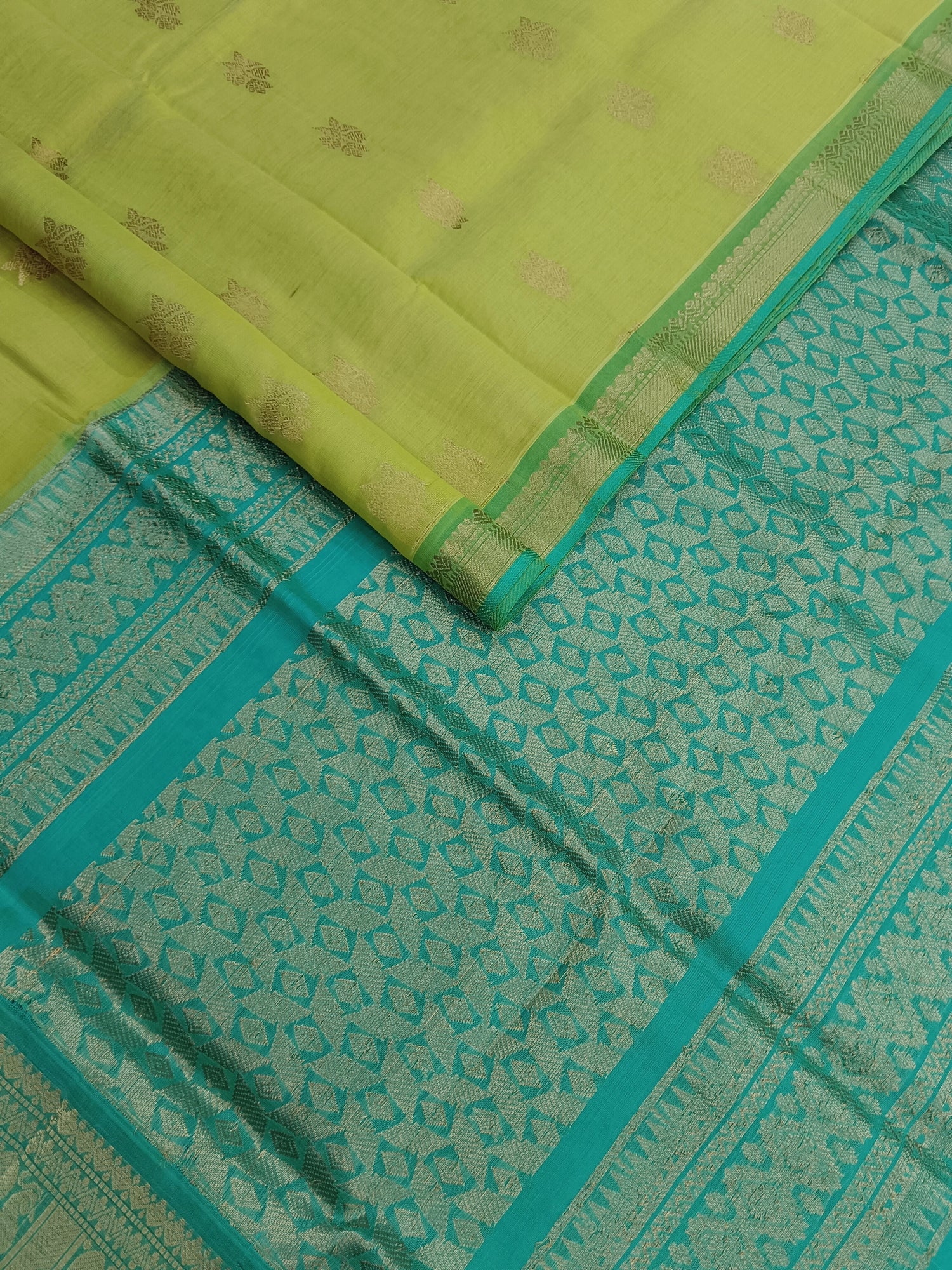 Handloom Kanchi  Silk Cotton - Butta-Lime Green- HSC43