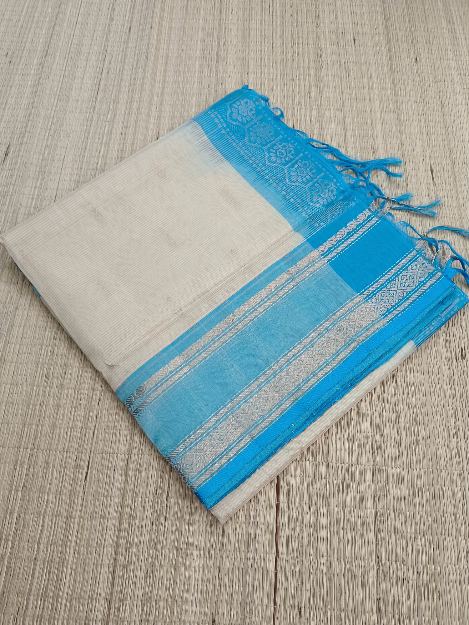 Handloom Kanchi  Silk Cotton - Butta-Half white- HSC41