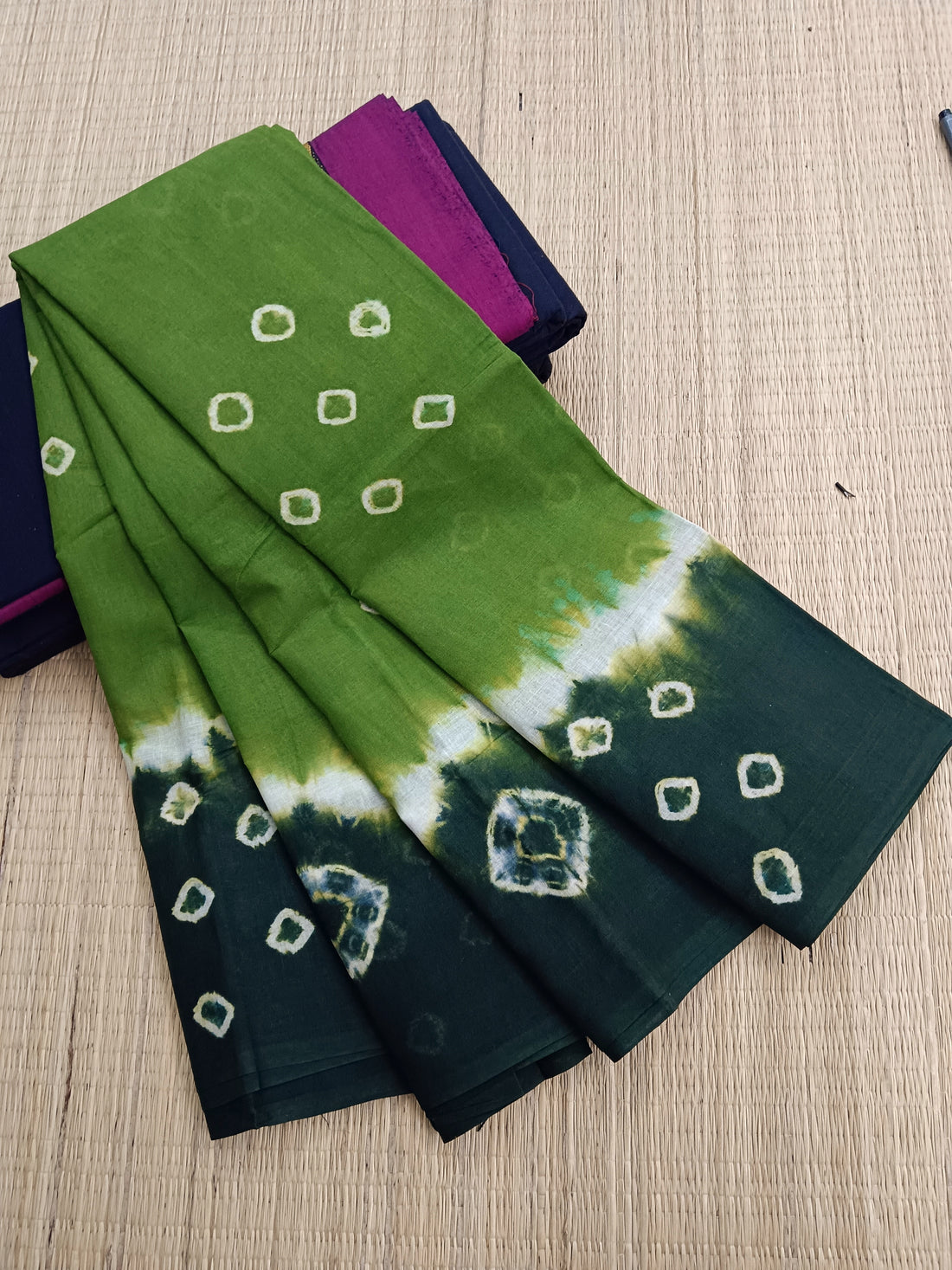 Madurai Sungudi Cotton -Olive green- MS19