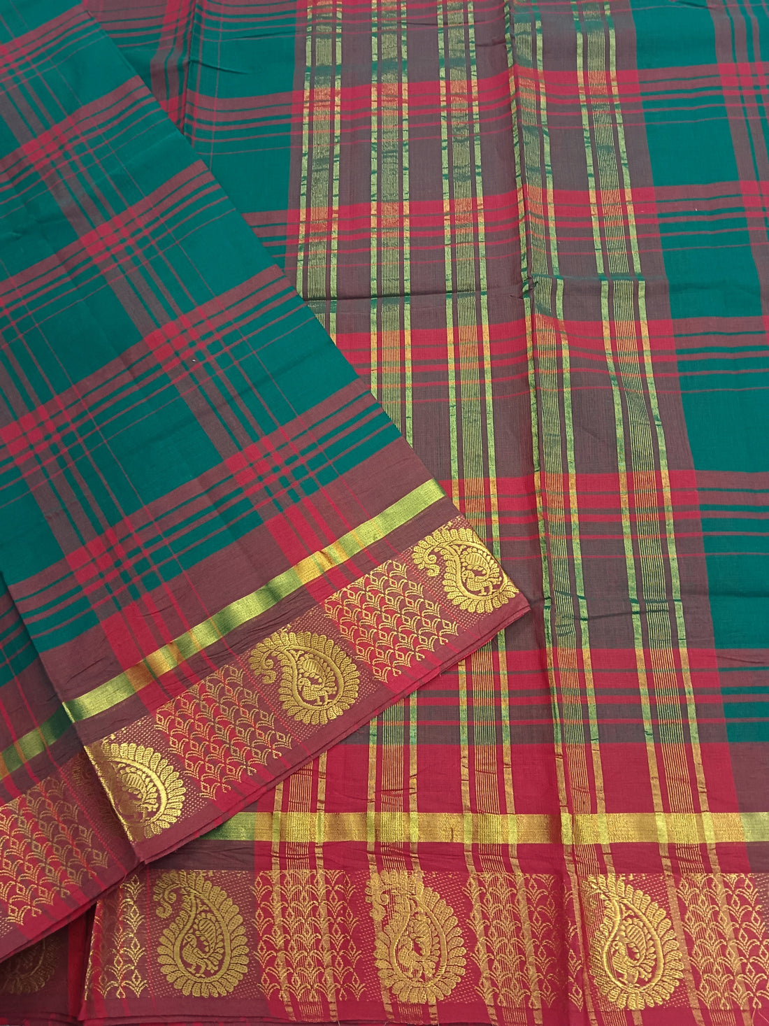 Kandangi Checks- Green with Red- KC35