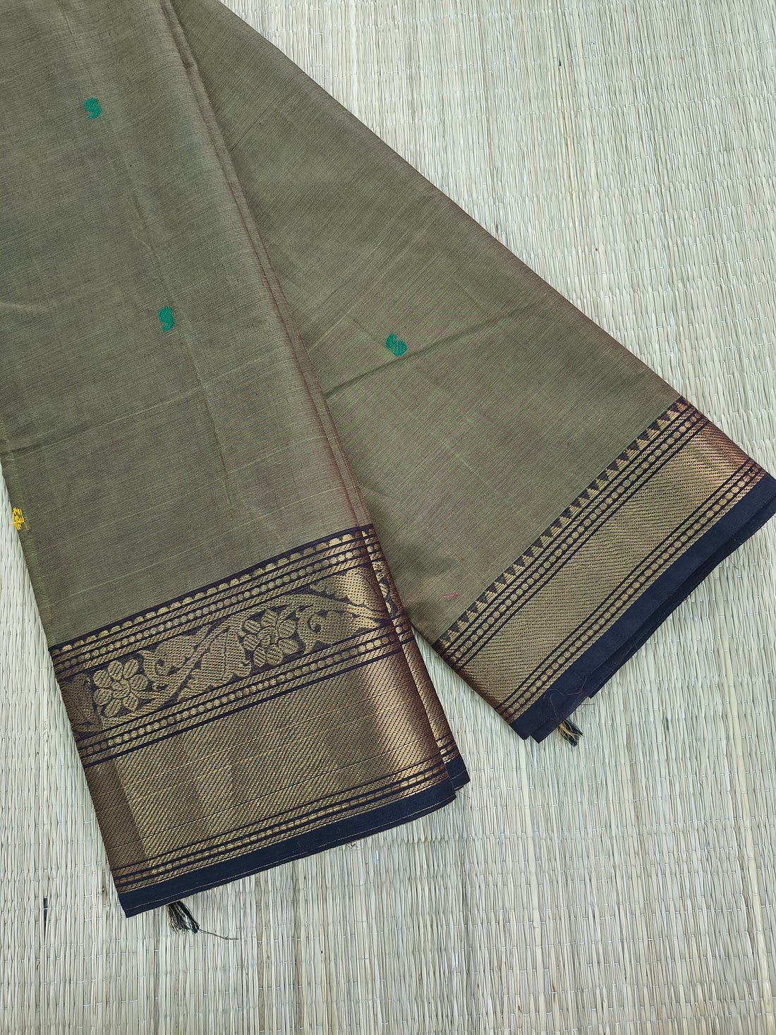Kanchi Cotton - Festival Fusion - olive grey- KCFB242
