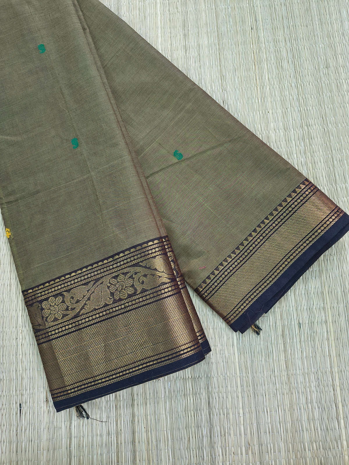 Kanchi Cotton - Festival Fusion - olive grey- KCFB242