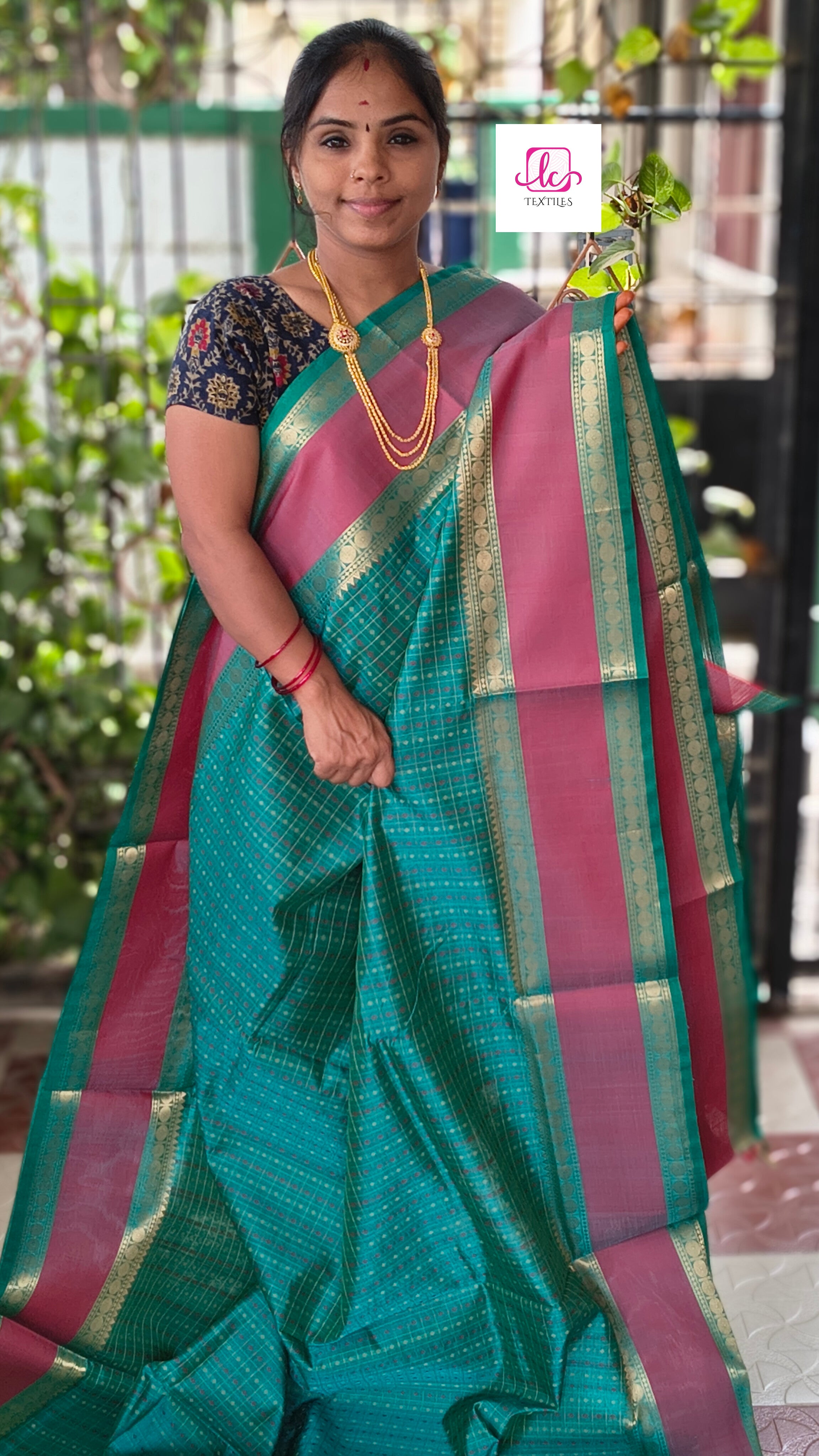 Handloom Kanchi  Silk Cotton - Laksha deepam - Rama Green- HSC38