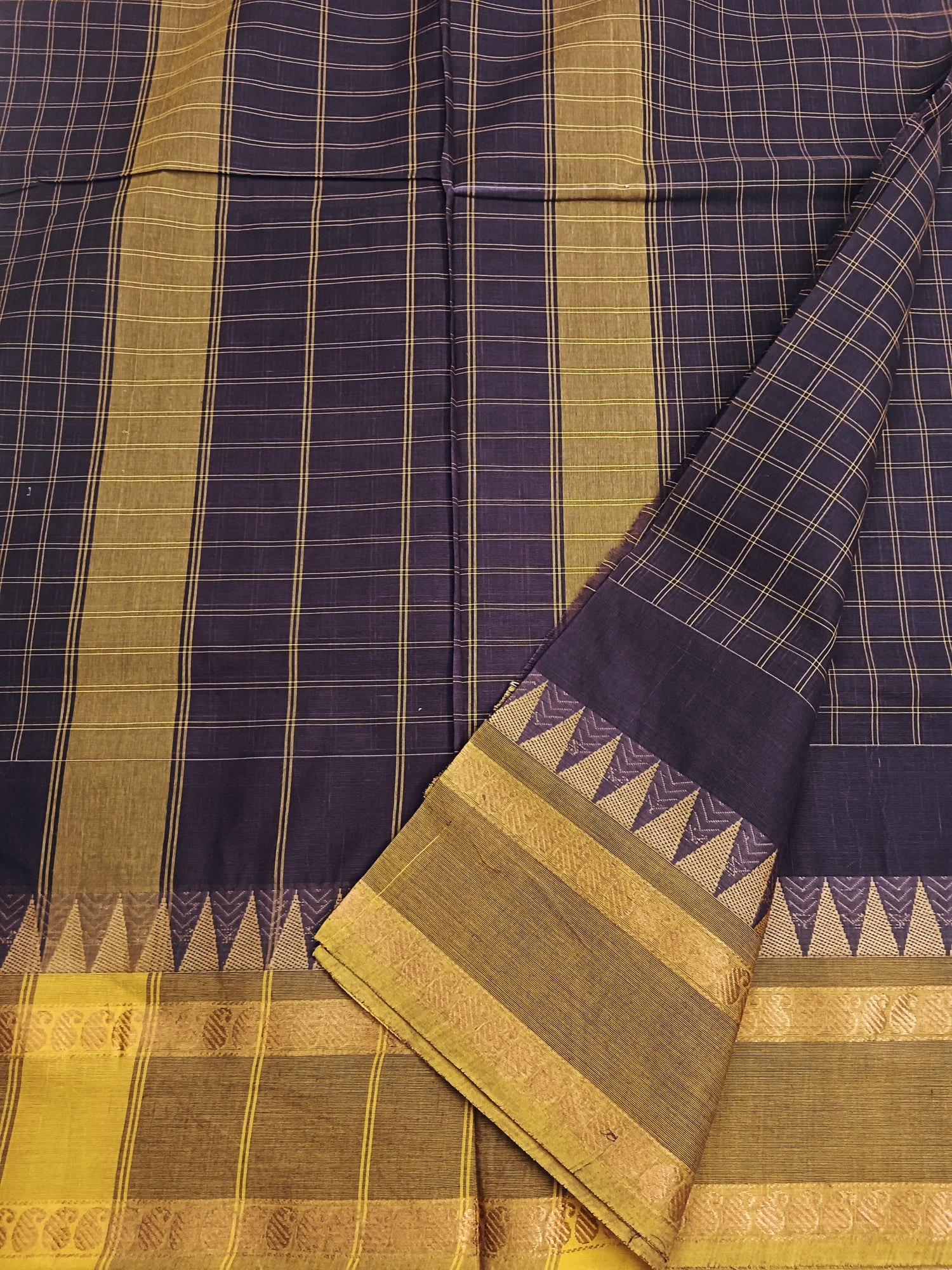 Kandangi Korvai Checks maroon mixed brown
