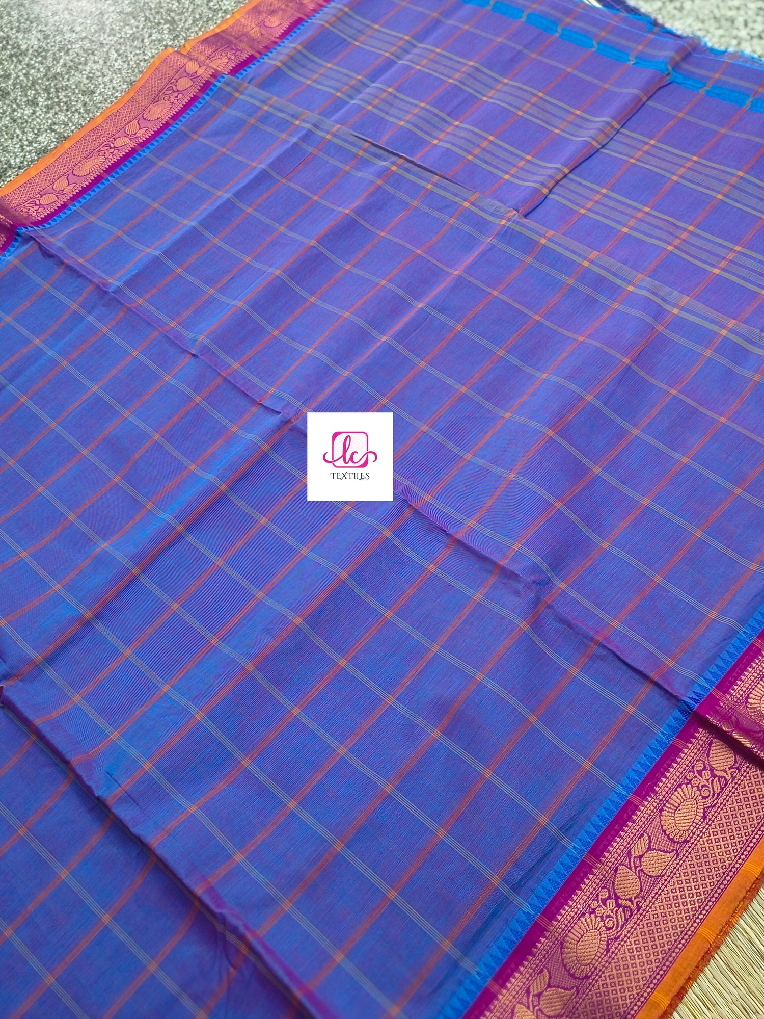 Kandangi Checks Blue mixed pink