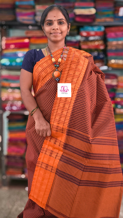 Kandangi Checks Burnt orange