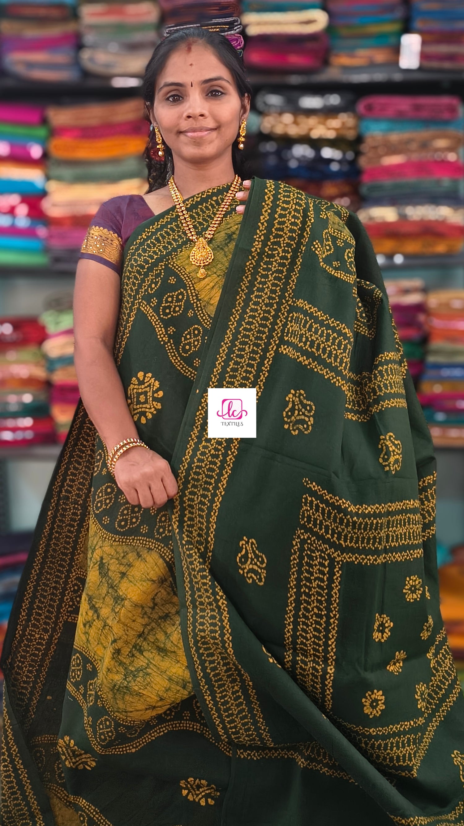 Madurai Sungudi Cotton Bottle green with mustard yellow