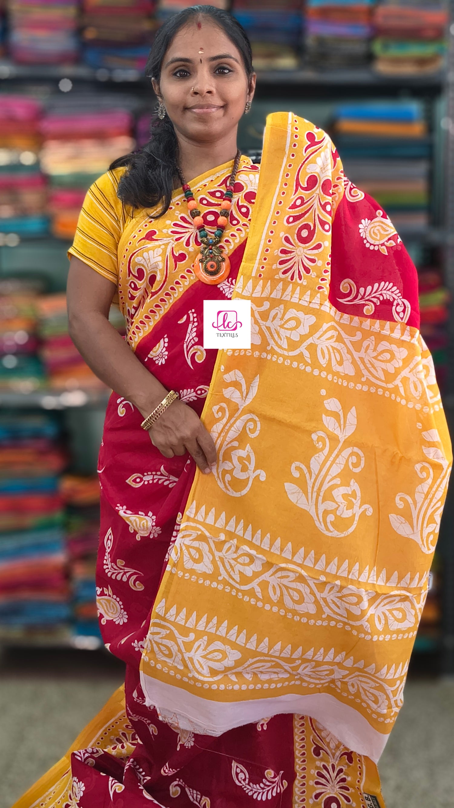 Mul Mul cotton saree Red muc01
