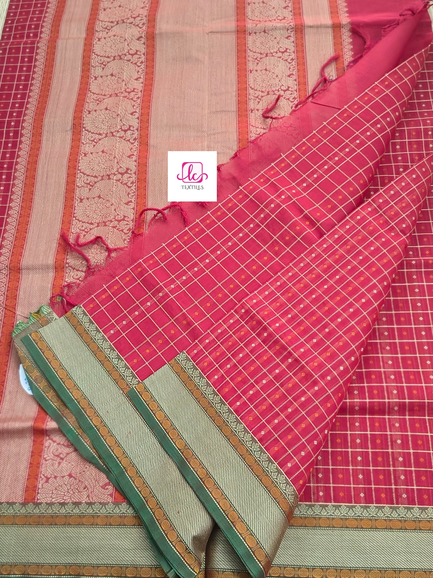 Shubhavastram Heritage Handwoven Cotton Lakshadeepam Red 