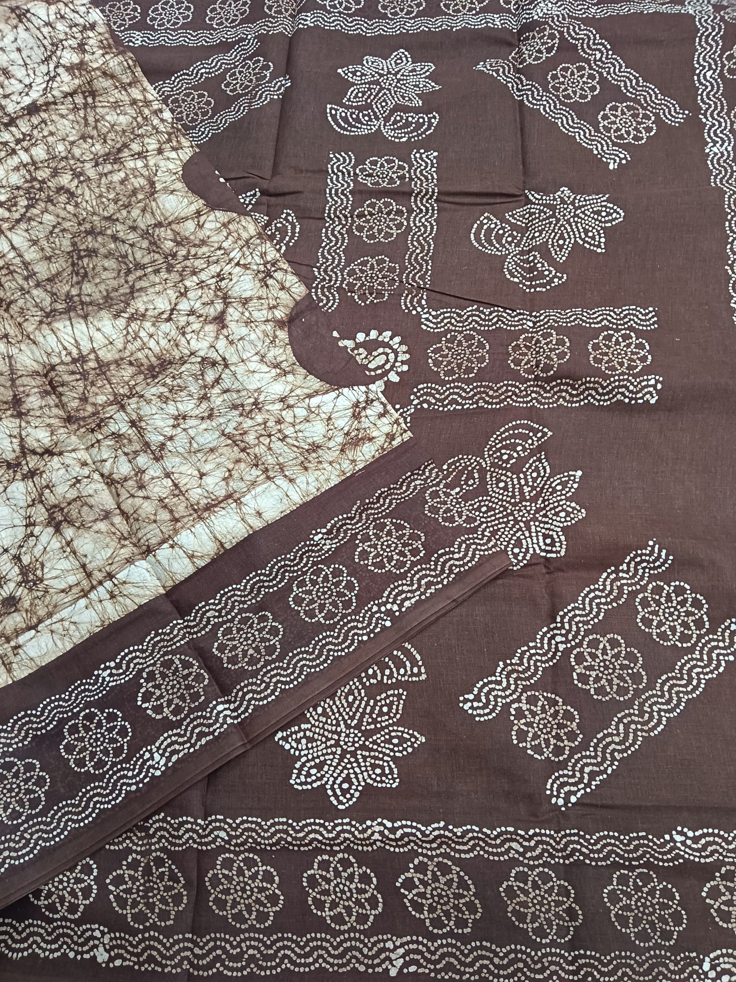 Madurai Sungudi Cotton -Pastel white with Brown- MS35